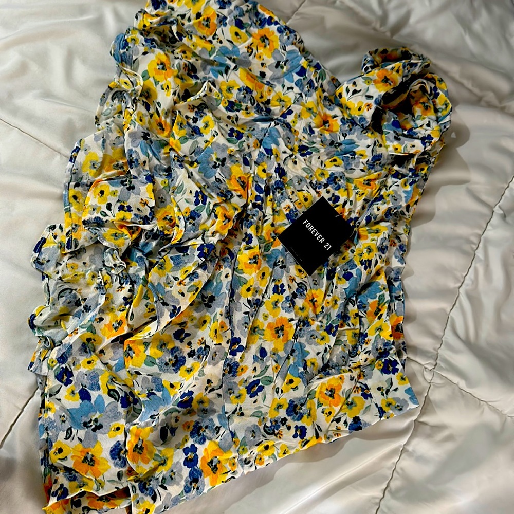 Cute skirt! NEW NOT USED! TAGS STILL ON!